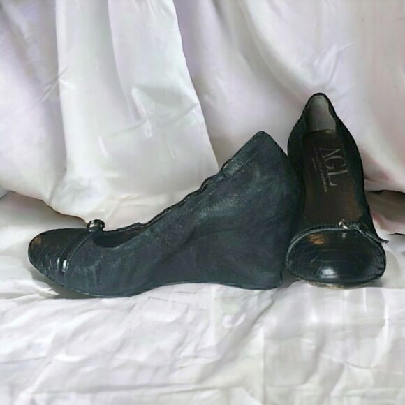 AGL Balletcore Whimsigoth Black Glitter Cap Toe Ballet Wedge - Picture 4 of 9